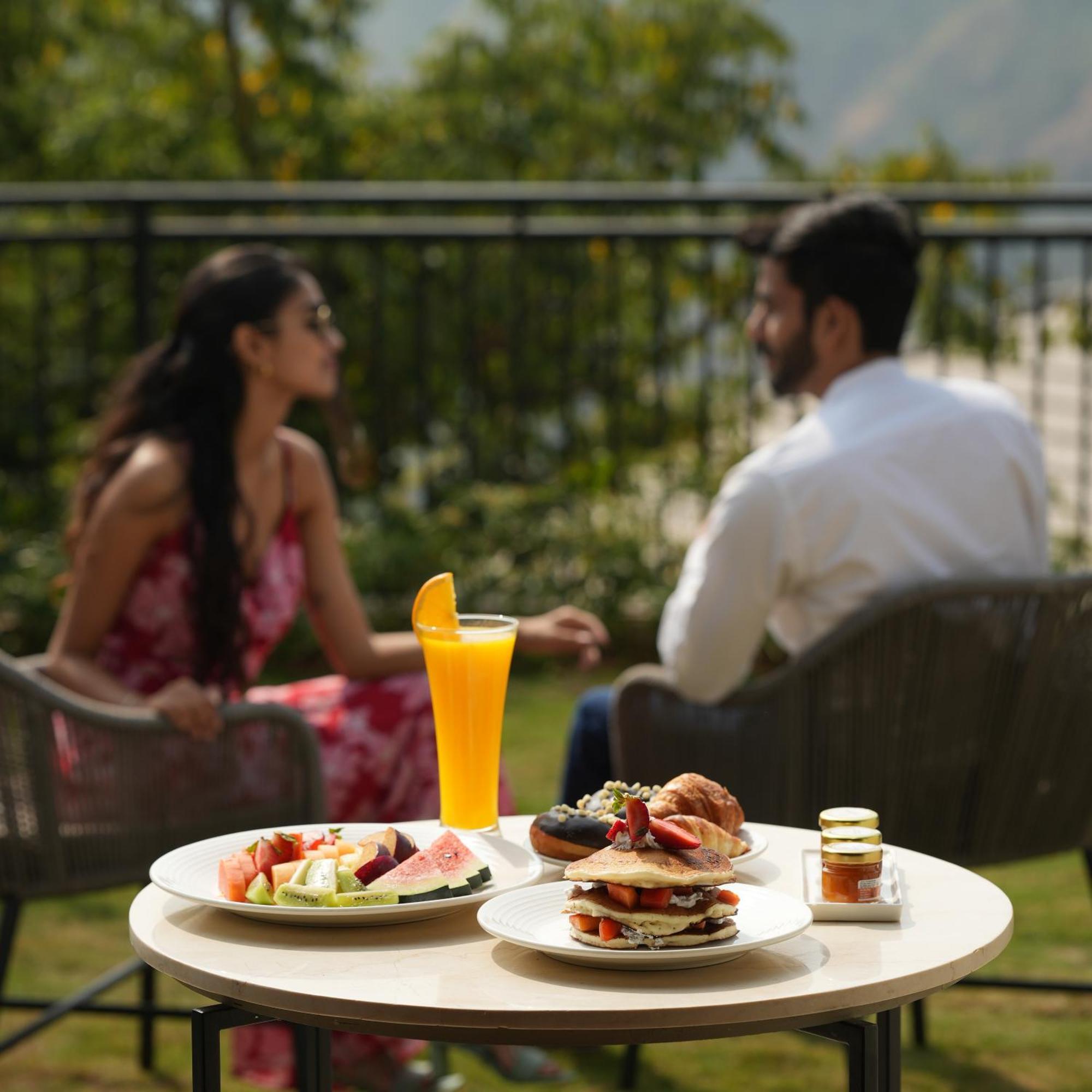 ホテル Courtyard By Marriott マハバレシュワール エクステリア 写真