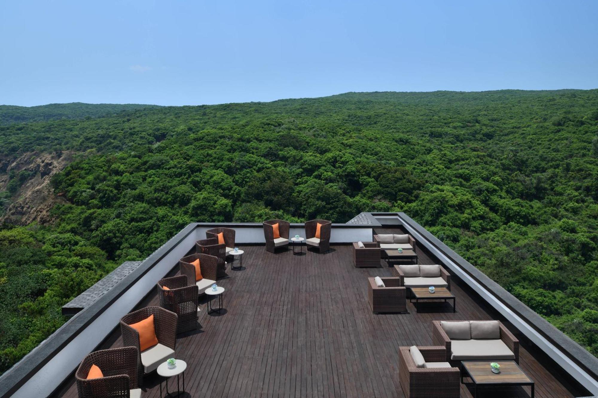 ホテル Courtyard By Marriott マハバレシュワール エクステリア 写真